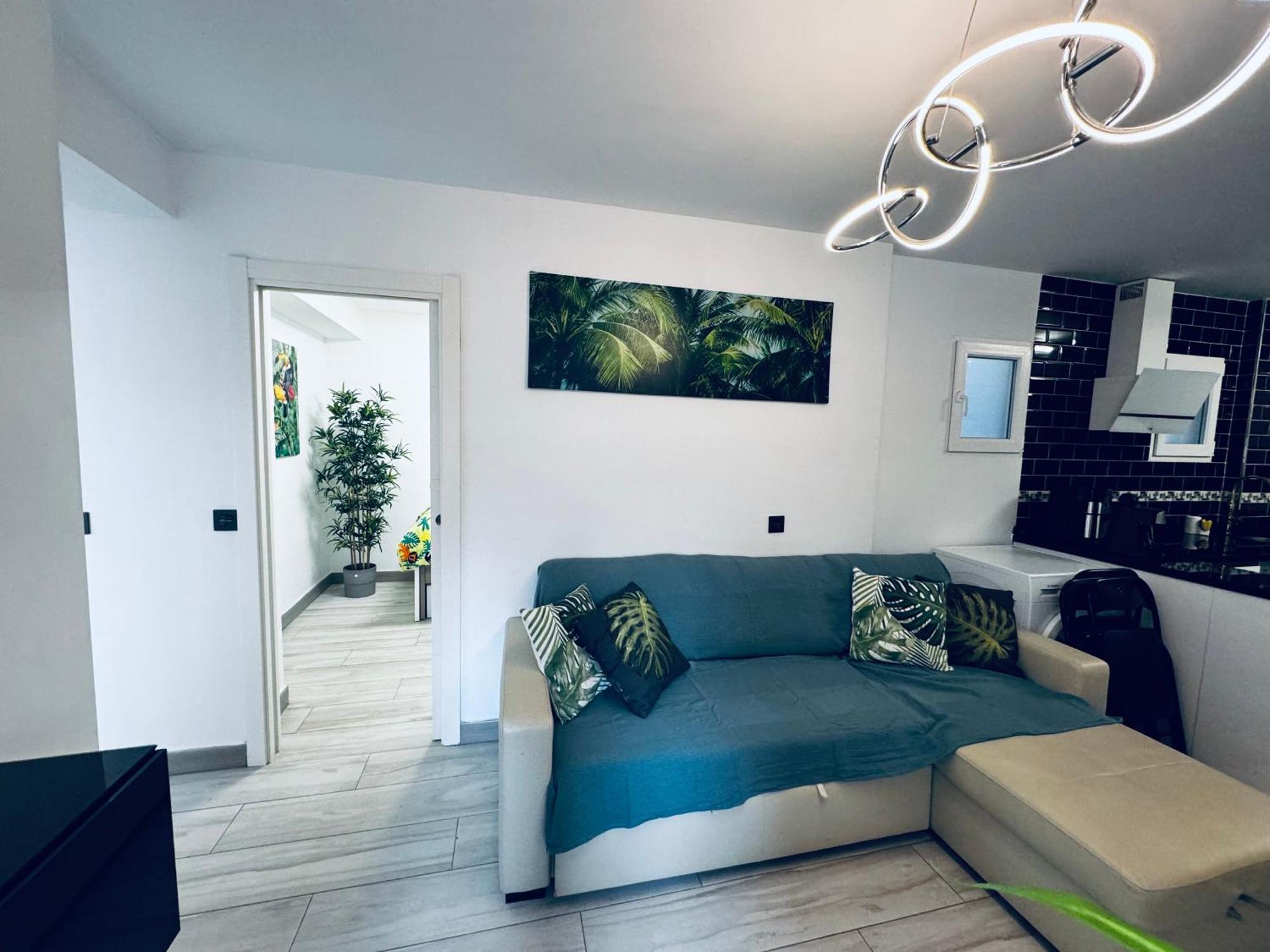 Apartamento Fabrynne Beach Malaga Bagian luar foto
