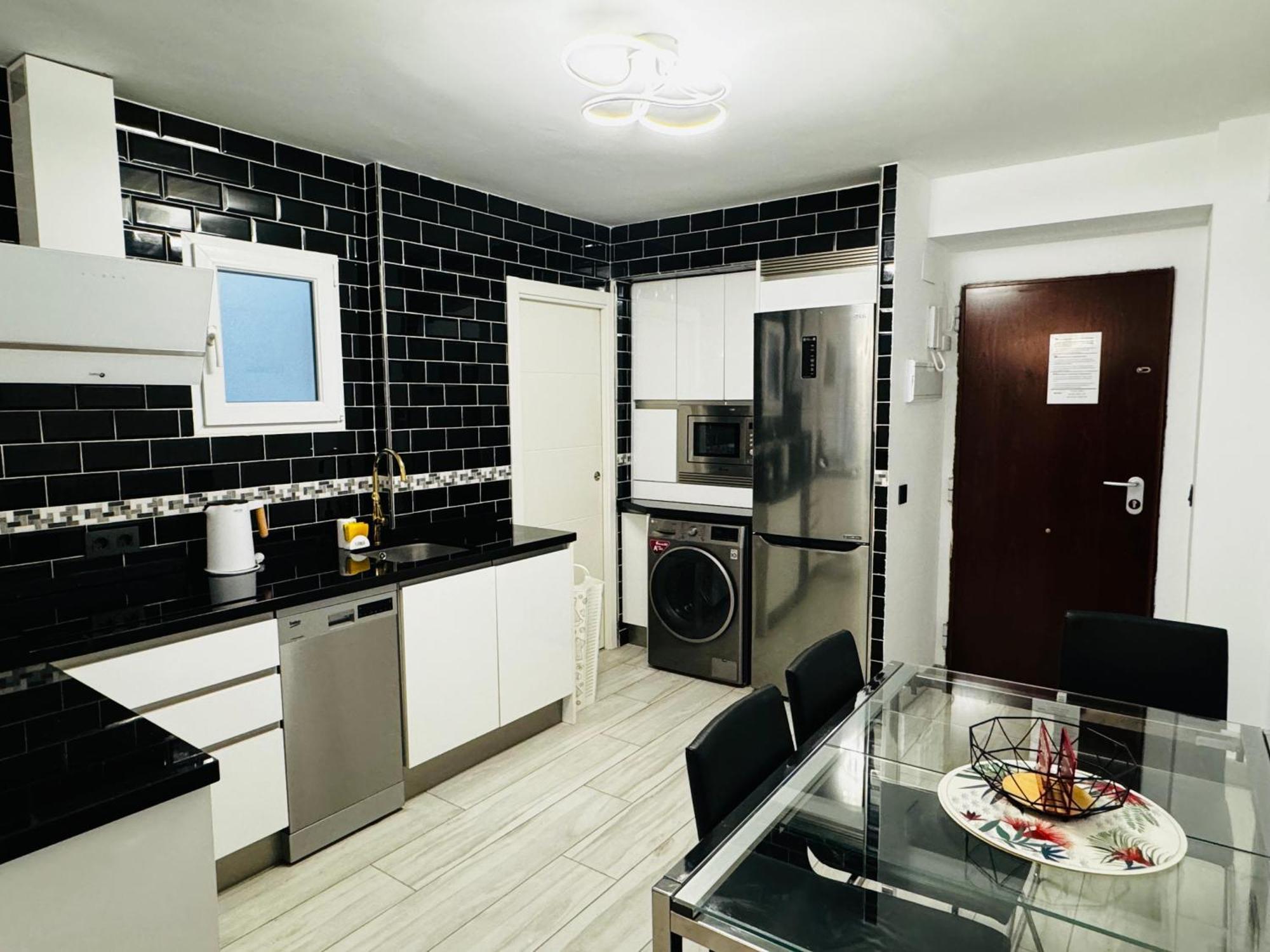 Apartamento Fabrynne Beach Malaga Bagian luar foto